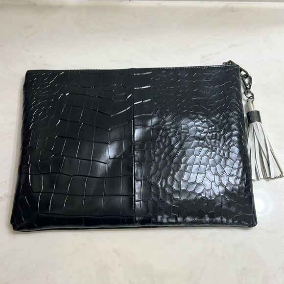 Rare Find RIAN Genuine Black Leather Croc Embossed with Tassel & Slip Handle - Picture 2 of 6